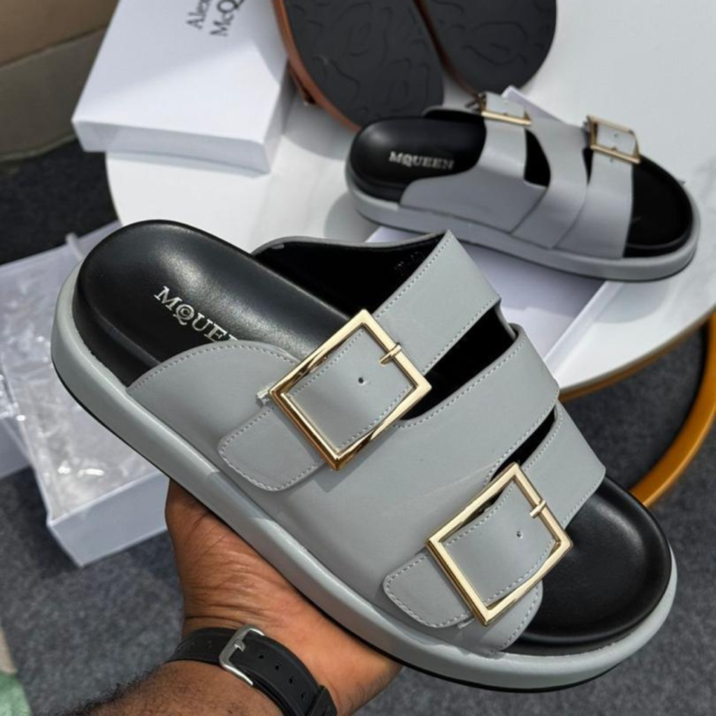 Mules Alexander McQueen "Oversized"