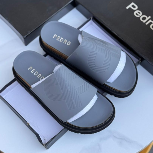 Claquettes Pedro
